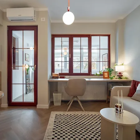 Wine 20 Cismigiu Park