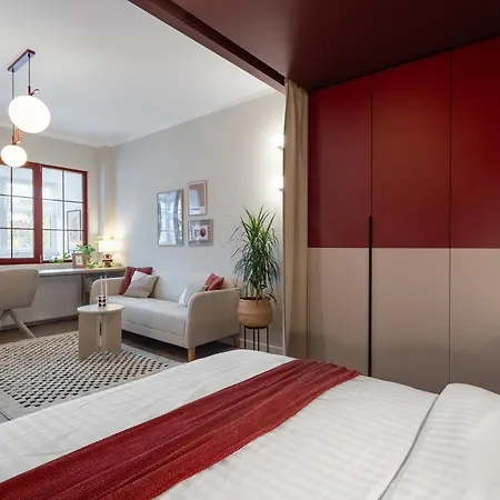 Wine 20 Cismigiu Park * Bucureşti