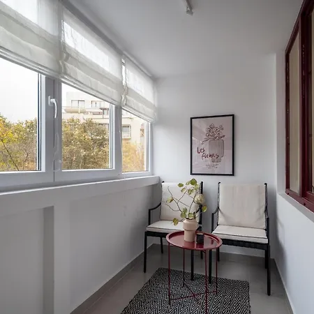 Wine 20 Cismigiu Park