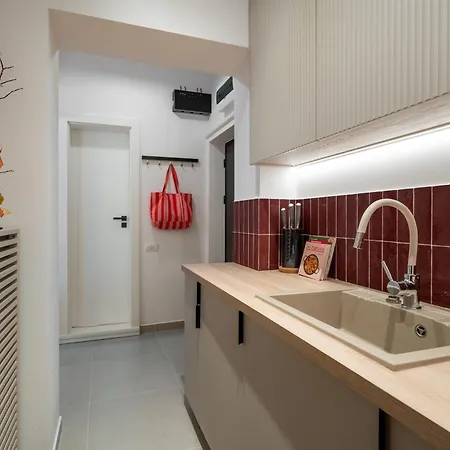 Wine 20 Cismigiu Park Apartman *
