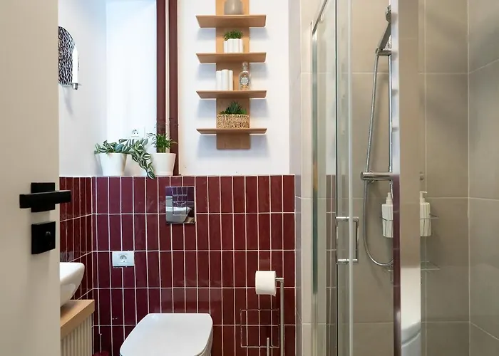 Wine 20 Cismigiu Park *