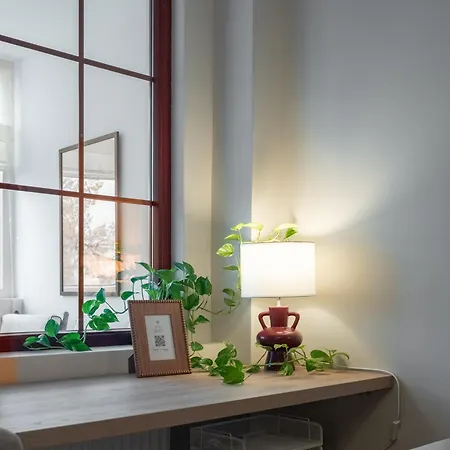 Wine 20 Cismigiu Park *