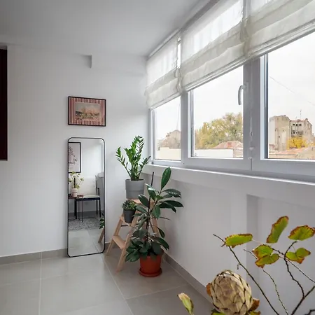 Wine 20 Cismigiu Park